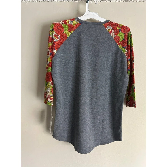 LulaRoe Randy T-Shirt Size Medium - Picture 2 of 6